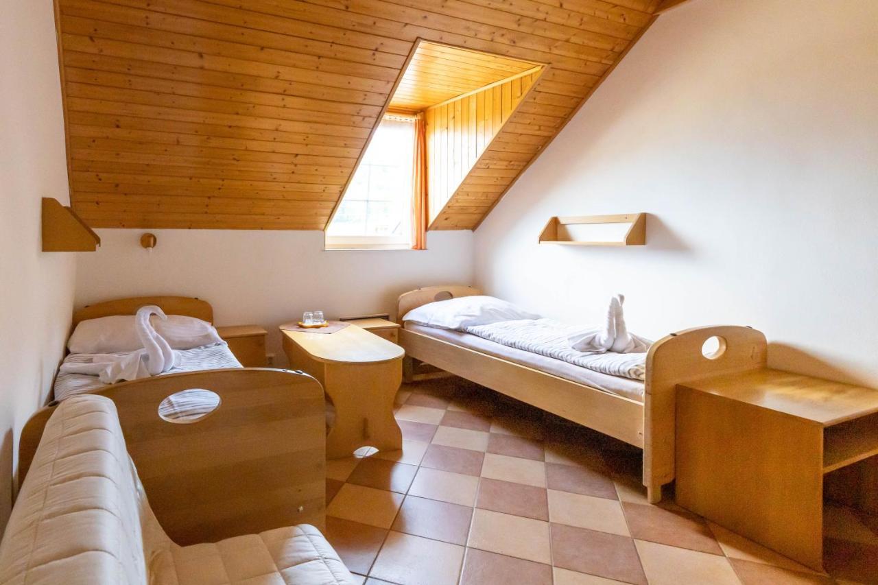 Horsky Hotel Rajska Bouda Malenovice  Eksteriør billede